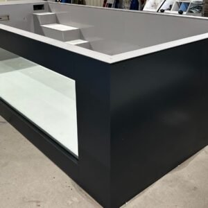 6,5 m x 2,5 m großer Polypropylen-Pool mit 4 m Poolfenster