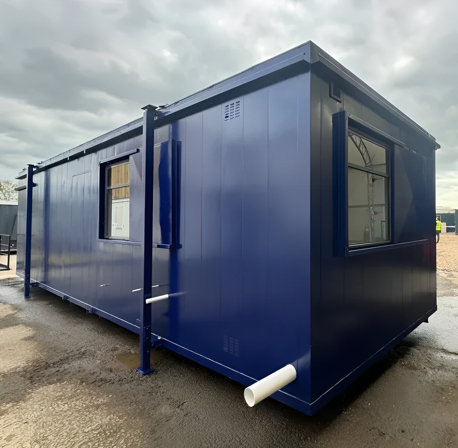 Maßgefertigtes 32 Fuß × 10 Fuß großes Kabinenbüro + Kantine + 1+1 WC-Waschräume, vandalensicher - Image 12