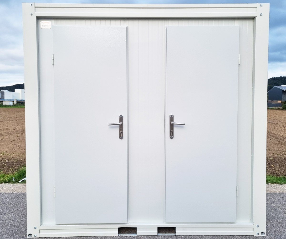 Duschcontainer – Sanitärcontainer als Doppelkabine mit zwei Duschen – RAL9002 weiß - Image 9